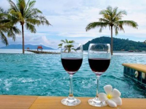 Luxury Apartment - Seaview, Ko Chang